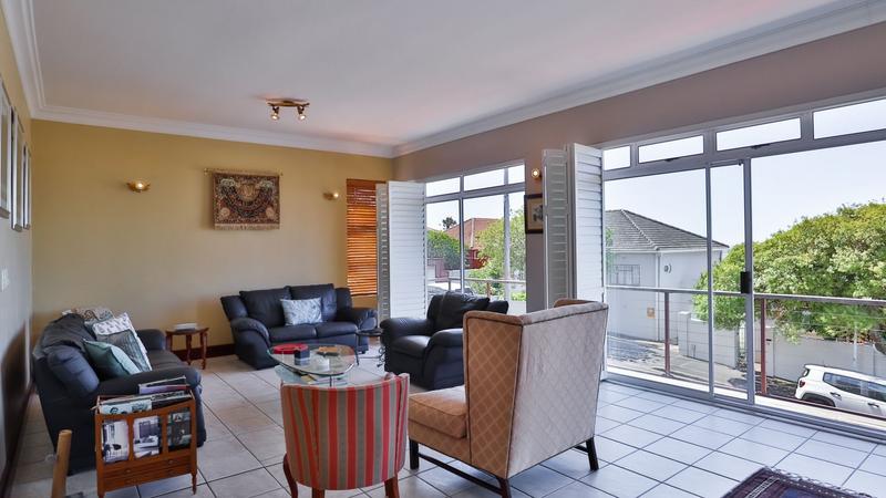 7 Bedroom Property for Sale in Walmer Estate Western Cape